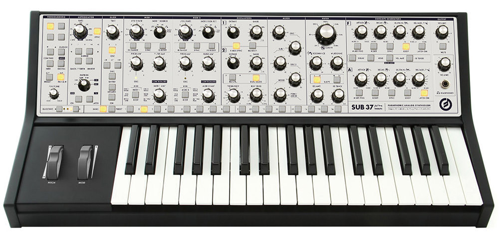 http://www.attackmagazine.com/wp-content/uploads/2014/01/Moog-Sub37.jpg